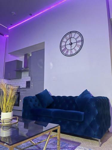 Sapphire Suite By Emerald Apartments