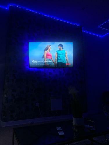 Sapphire Suite By Emerald Apartments