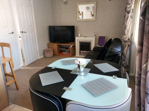 Hillview Brean 1st Floor 2 Bed Apartment