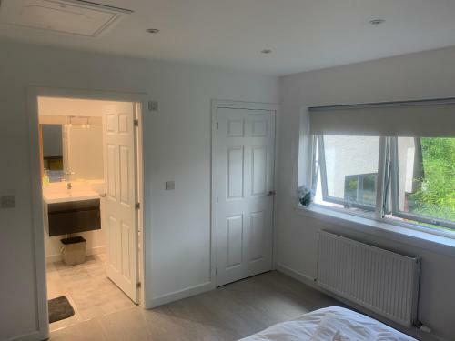 1-bedroom Apartment Next To University