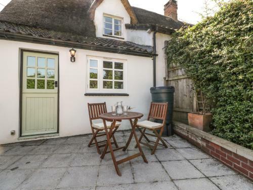 1 Old Thatch