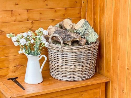 Glamping Pod 1 - Uk32322