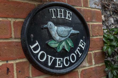 Villa The Dovecote, Stoke Farthing Courtyard