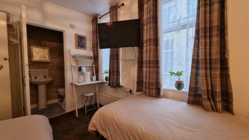 Hostal The Weeton Guesthouse