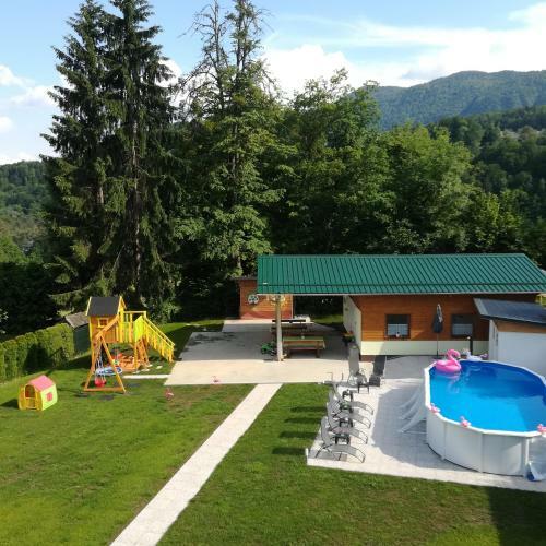 Hostal Apartments And Wellness Jelovca