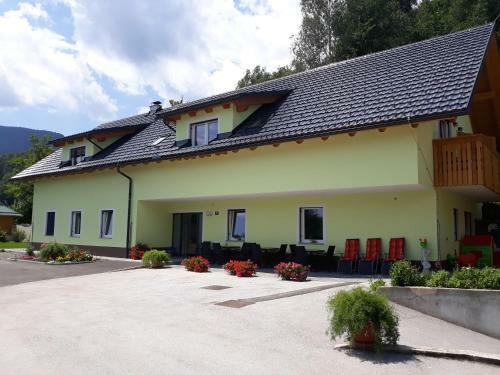 Hostal Apartments And Wellness Jelovca