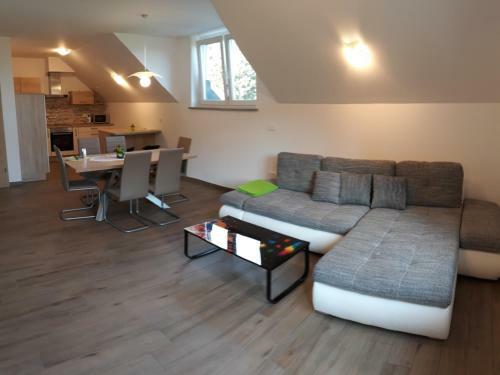 Hostal Apartments And Wellness Jelovca