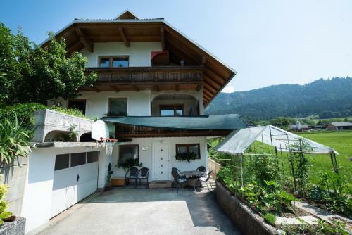 Apartamento Mateja House