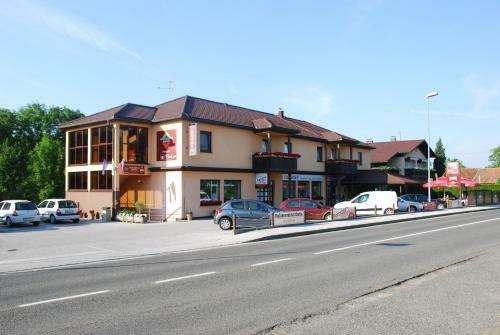 Hostal Apartments-rooms Vogrinec