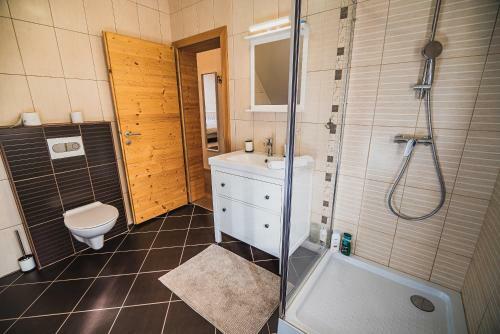 Hostal Farm Stay ?urej