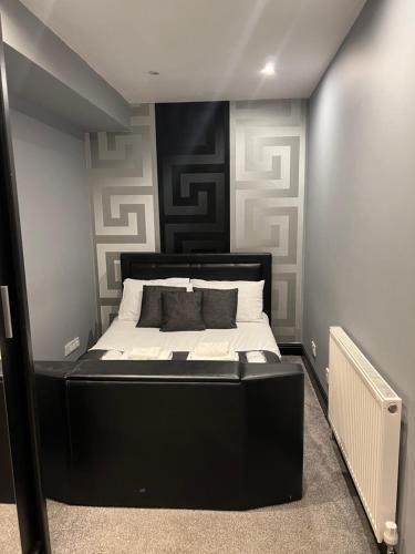 Boutique Blackpool 2 Bed Grey Apartment Sleeps 10