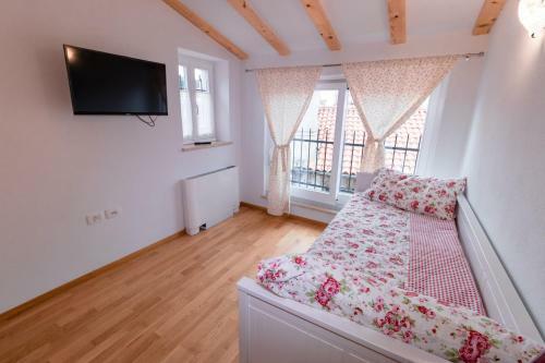 Apartments Pia