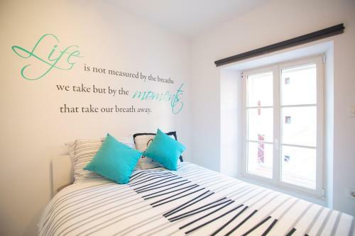 Azzurro Apartment
