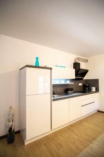 Azzurro Apartment