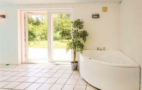 Holiday Home Mygdammen