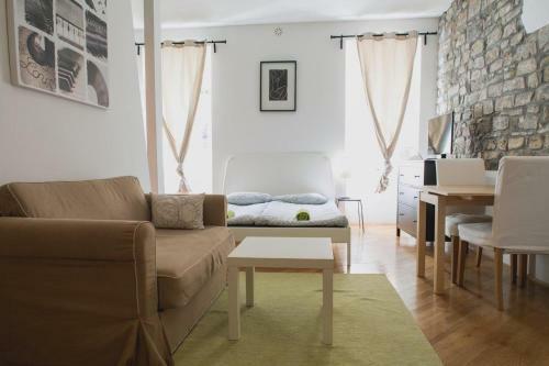 Apartments Artemus Music