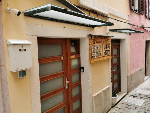 Albergue Traditional Piran House