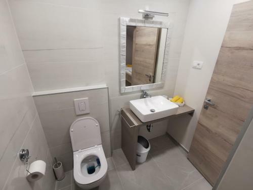 Hostal Rooms S Center