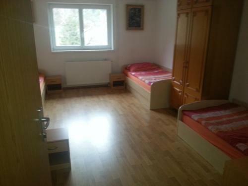 Apartamento Tomdva Ravne