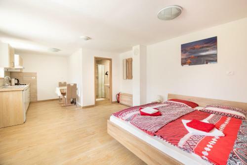 Apartments And Rooms Kravanja