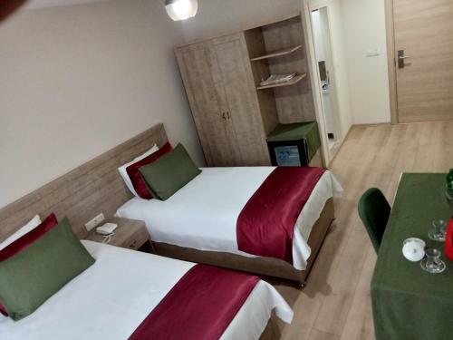 Hotel Kurt Otel