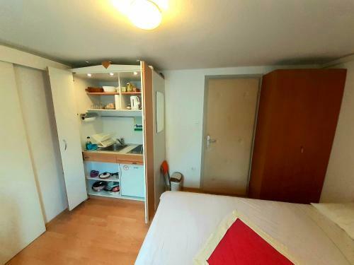 Hostal Sobe ?ernilogar