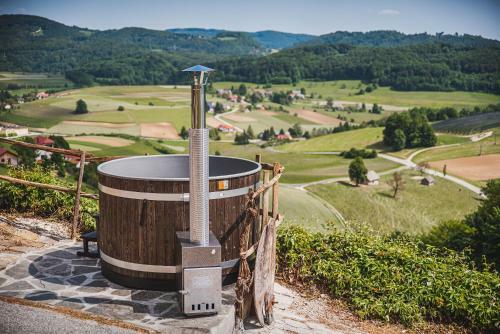 Authentic Countryside Villa With Hot Tub
