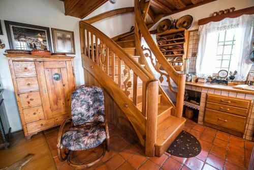 Authentic Countryside Villa With Hot Tub