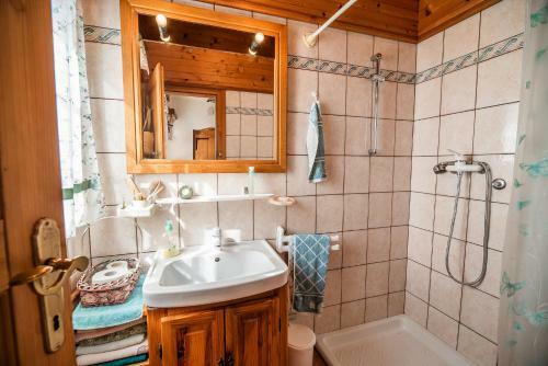 Authentic Countryside Villa With Hot Tub