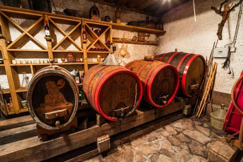 Authentic Countryside Villa With Hot Tub