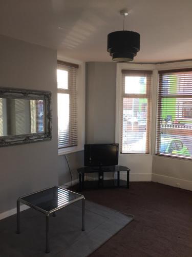 Apartamento Blackpool Home With Tower View 2