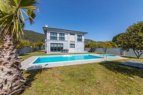 Villa Tanem Atakoy Daily Weekly Rentals