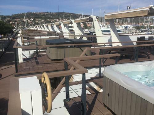 Apartamento Floating Sea House Shark 2