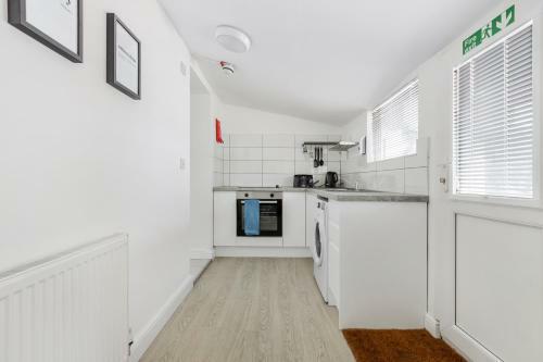 Albert Suites By Sasco Apartments