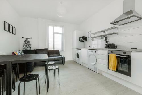 Albert Suites By Sasco Apartments