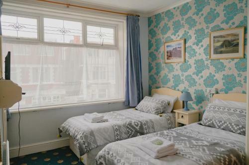 The Glen Stuart Hotel