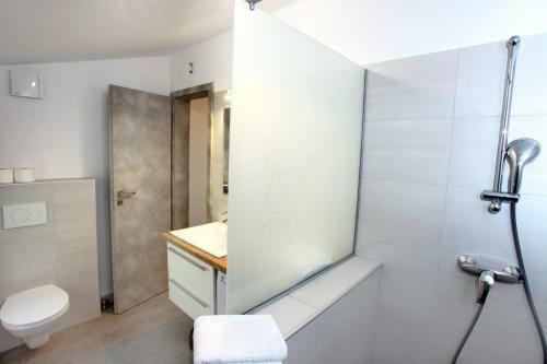 Uptown Apartments With Sea View Zaki