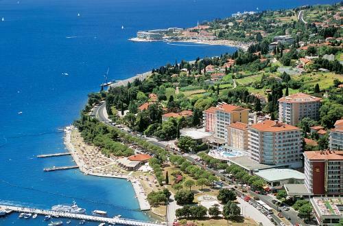 Uptown Apartments With Sea View Zaki