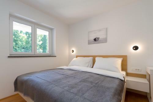 Premium Sea Side Marina Apartment By Locap Group