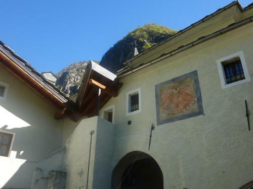 Albergue Ostello Lou Cr�ton Di Lui
