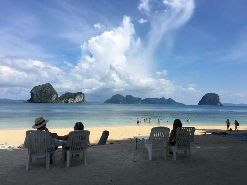 Hotel Koh Ngai Resort
