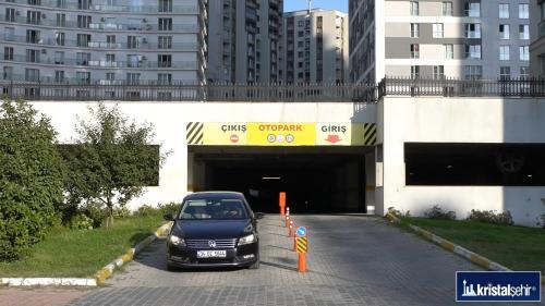 Entire Apartment. Just 2 Minutes From The Metro.