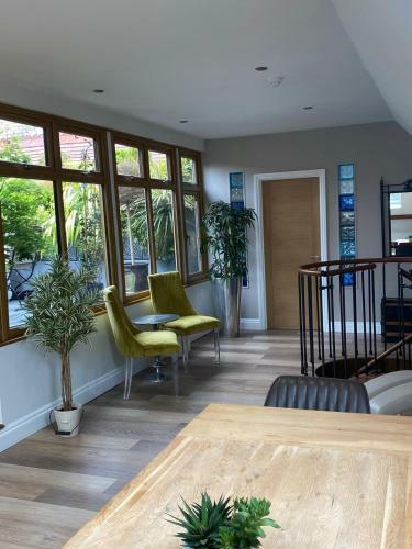 Windsor Luxury Hotel Apartment
