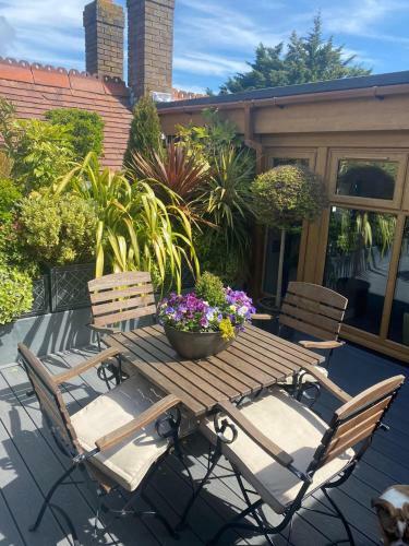 Windsor Luxury Hotel Apartment