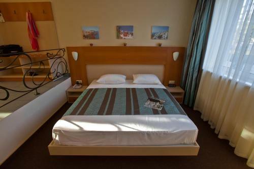 Elizium Park Hotel