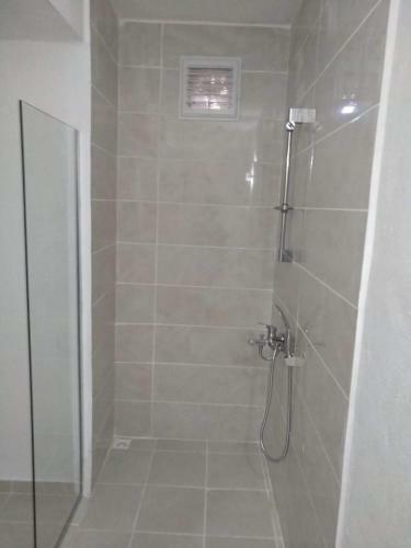 Paddys Apartments, Hisar�n�