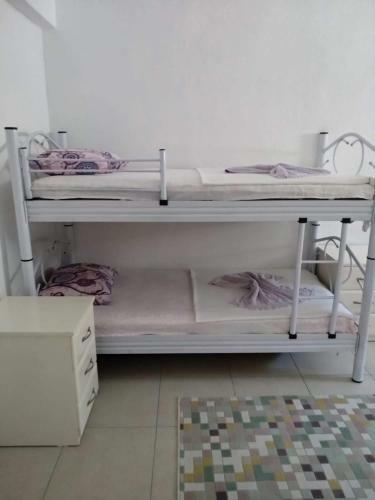 Paddys Apartments, Hisar�n�