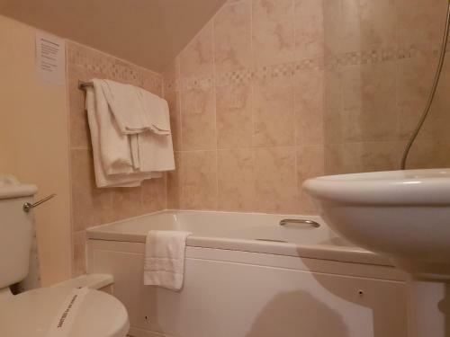 Hostal Churston Court Hotel