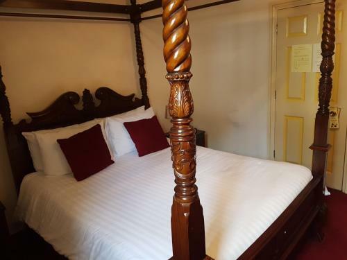 Hostal Churston Court Hotel