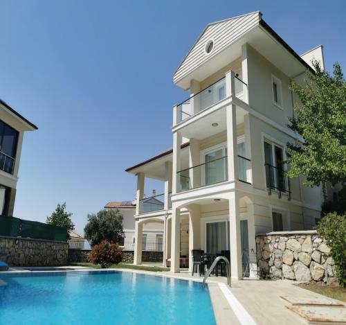 Villa Beatrice Large Family Villa